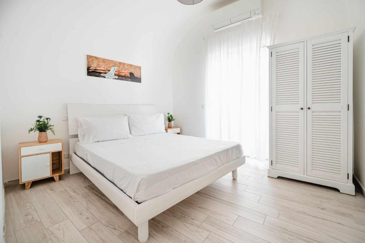 White Amalfi Centro Storico By Italianhost Apartment Ngoại thất bức ảnh